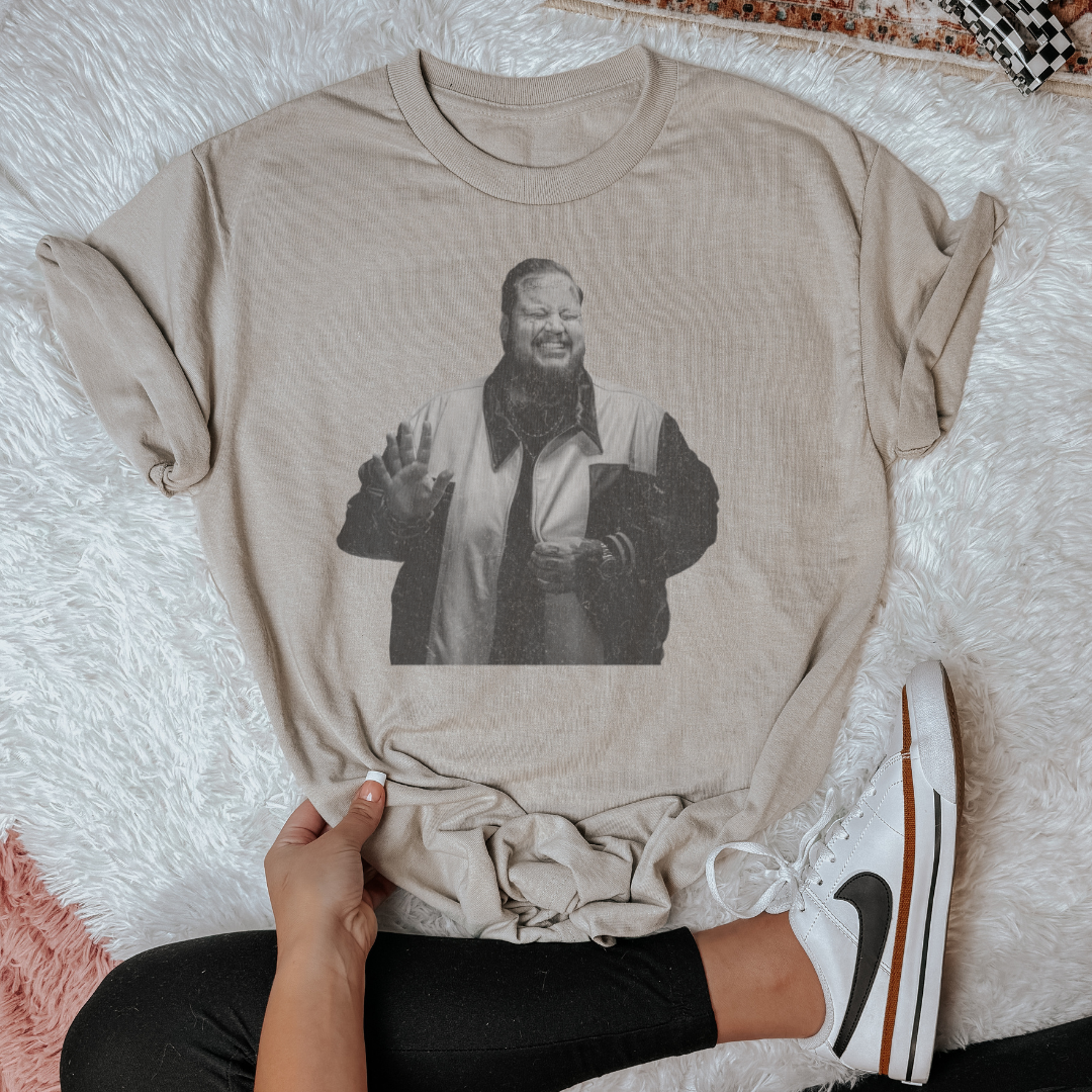 VINTAGE ARTISTS TSHIRT (READ DESCRIPTION)