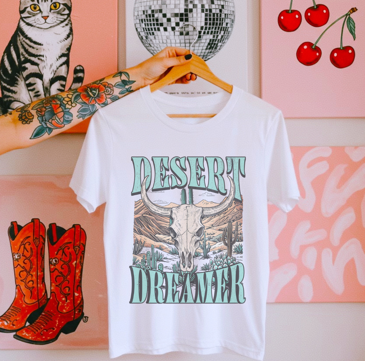 DESERT DREAMER TSHIRT (READ DESCRIPTION)