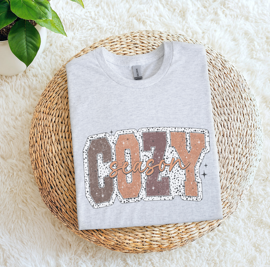 TRENDY COZY SEASON TSHIRT