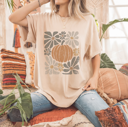GIRLY PUMPKIN VIBES TSHIRT
