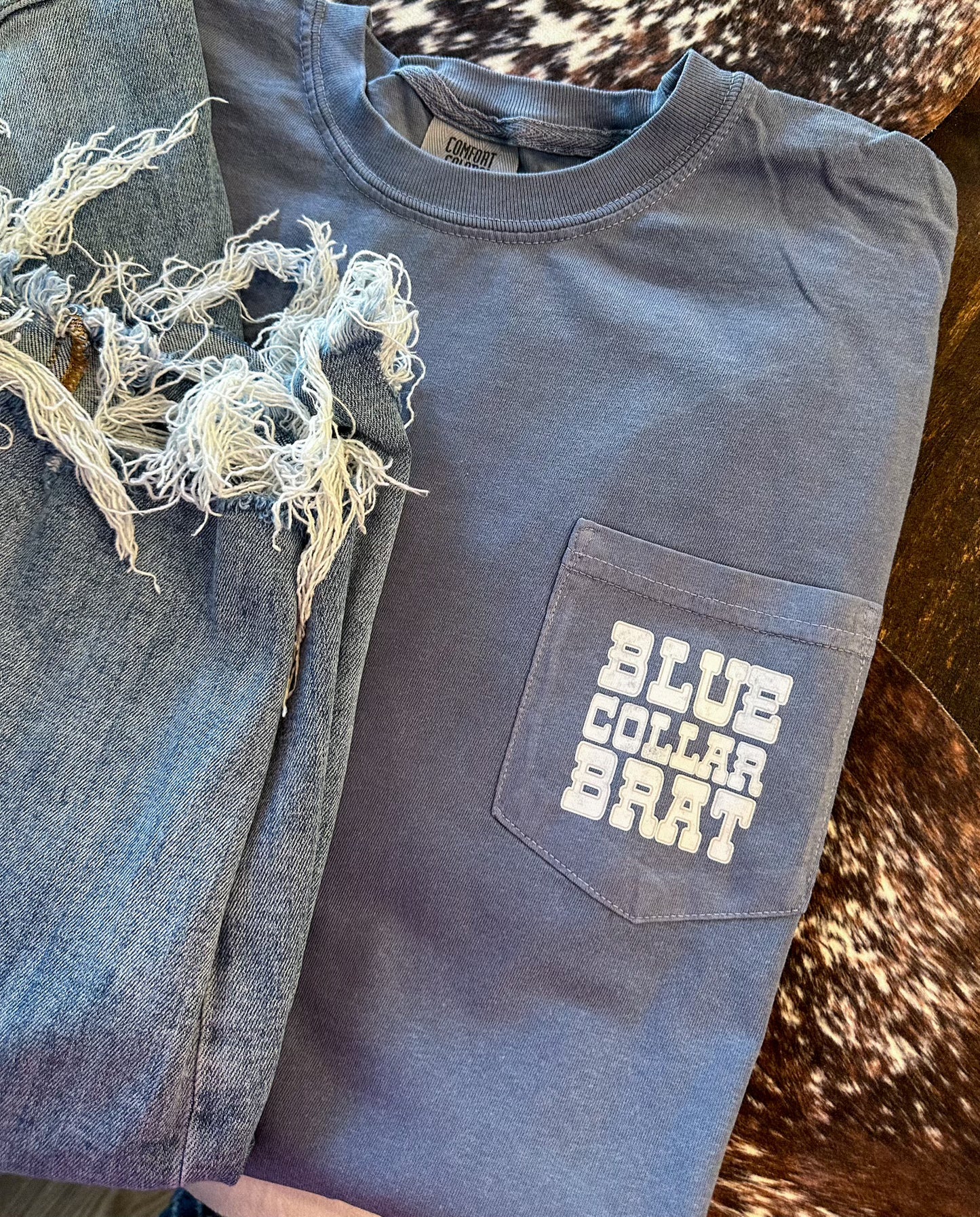 BLUE COLLAR BRAT POCKET TEE